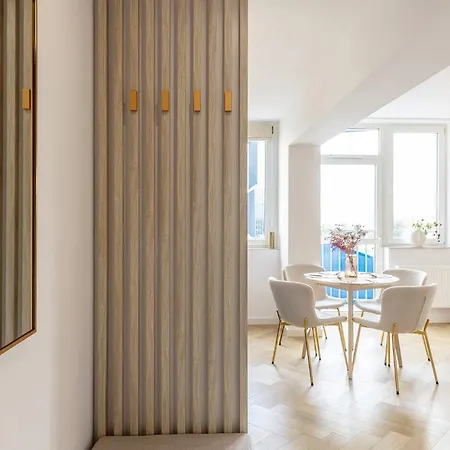 Million Dollar View On Spodek, Mck And Ktw By Kobiela *