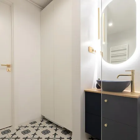 Apartment Million Dollar View On Spodek, Mck And Ktw By Kobiela